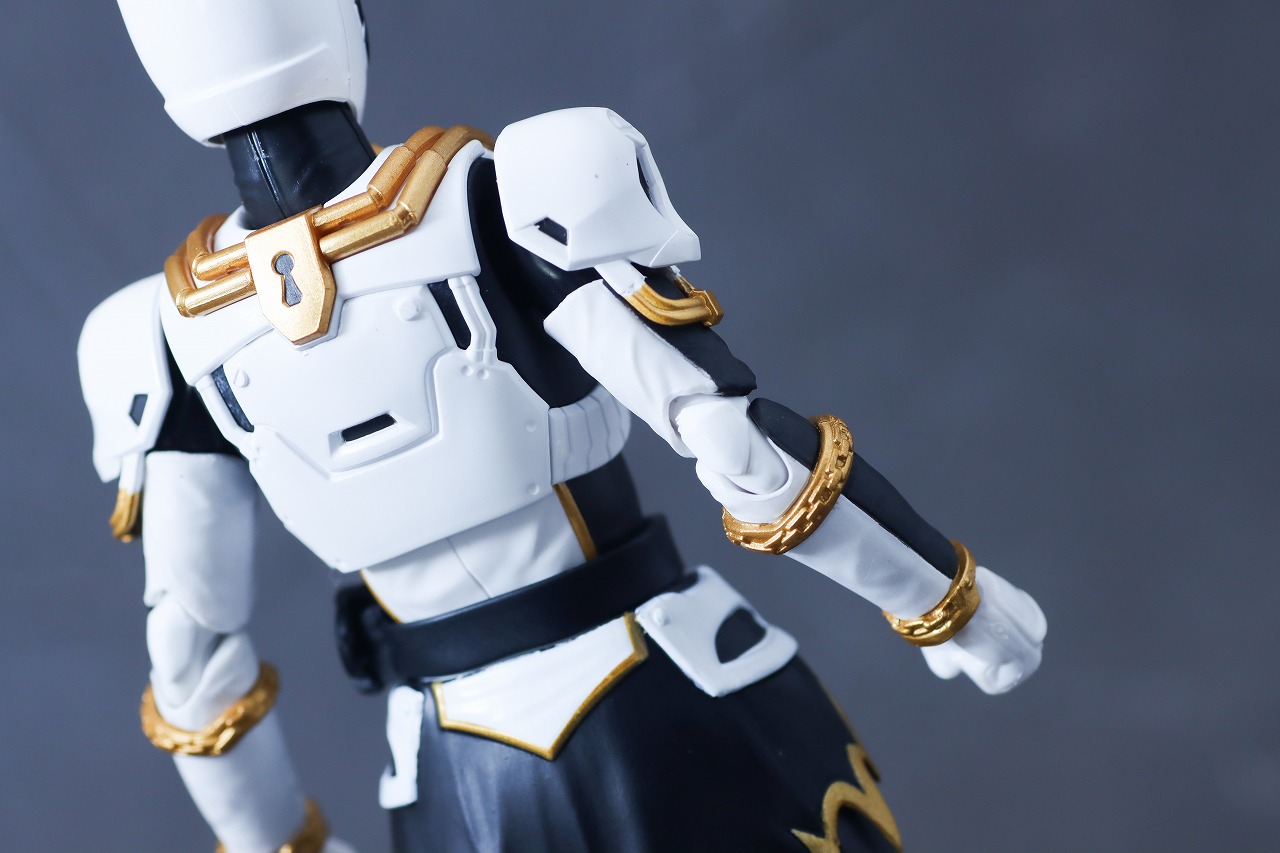 S.H.フィギュアーツ　スパイダークモノス　レビュー　本体