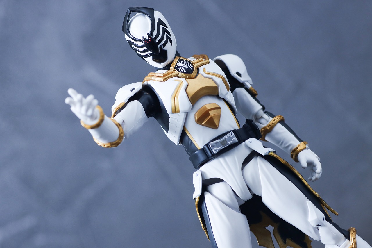 S.H.フィギュアーツ　スパイダークモノス　レビュー　アクション