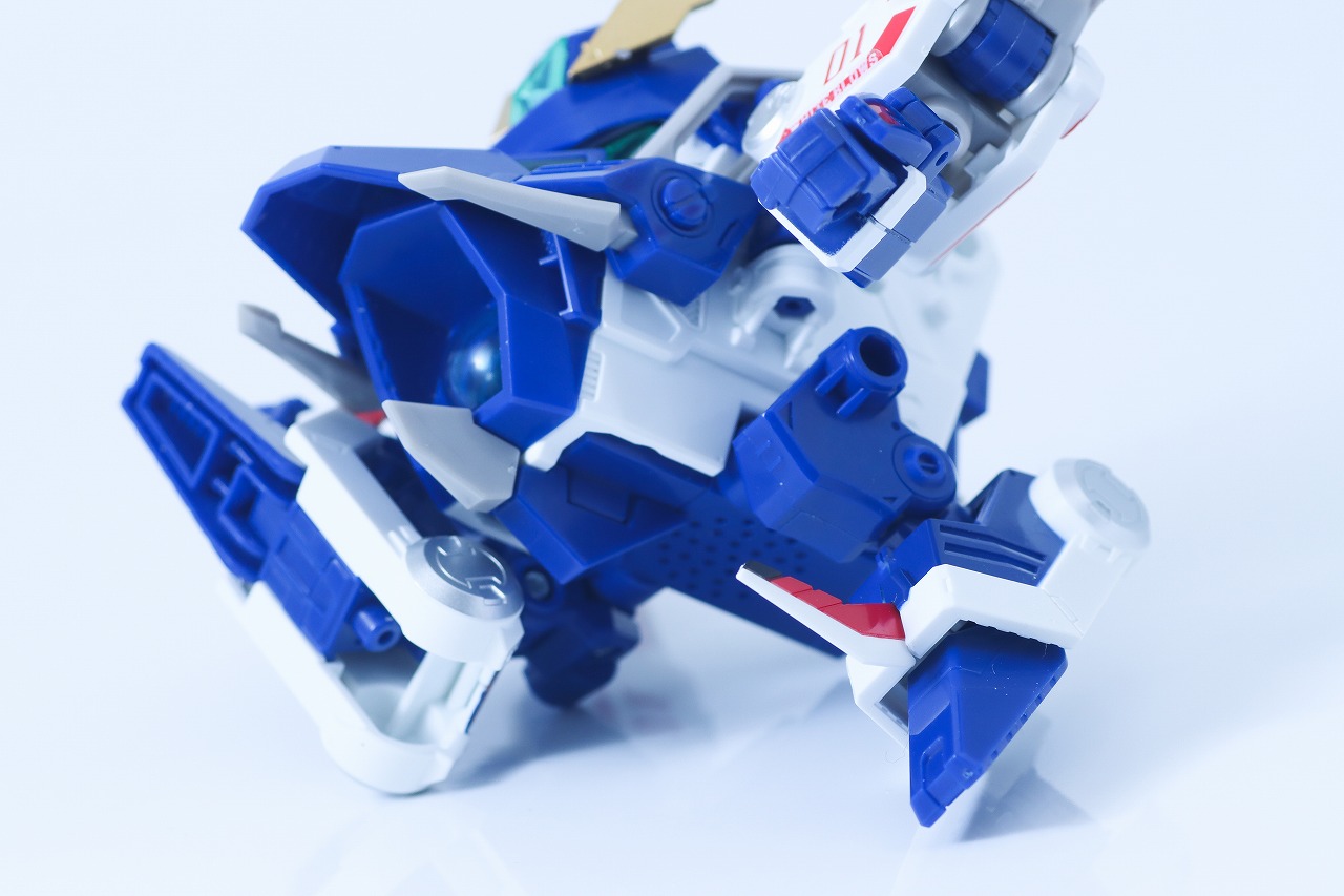 TOYRISE DMB-01　ホワイトブロス　レビュー　可動範囲