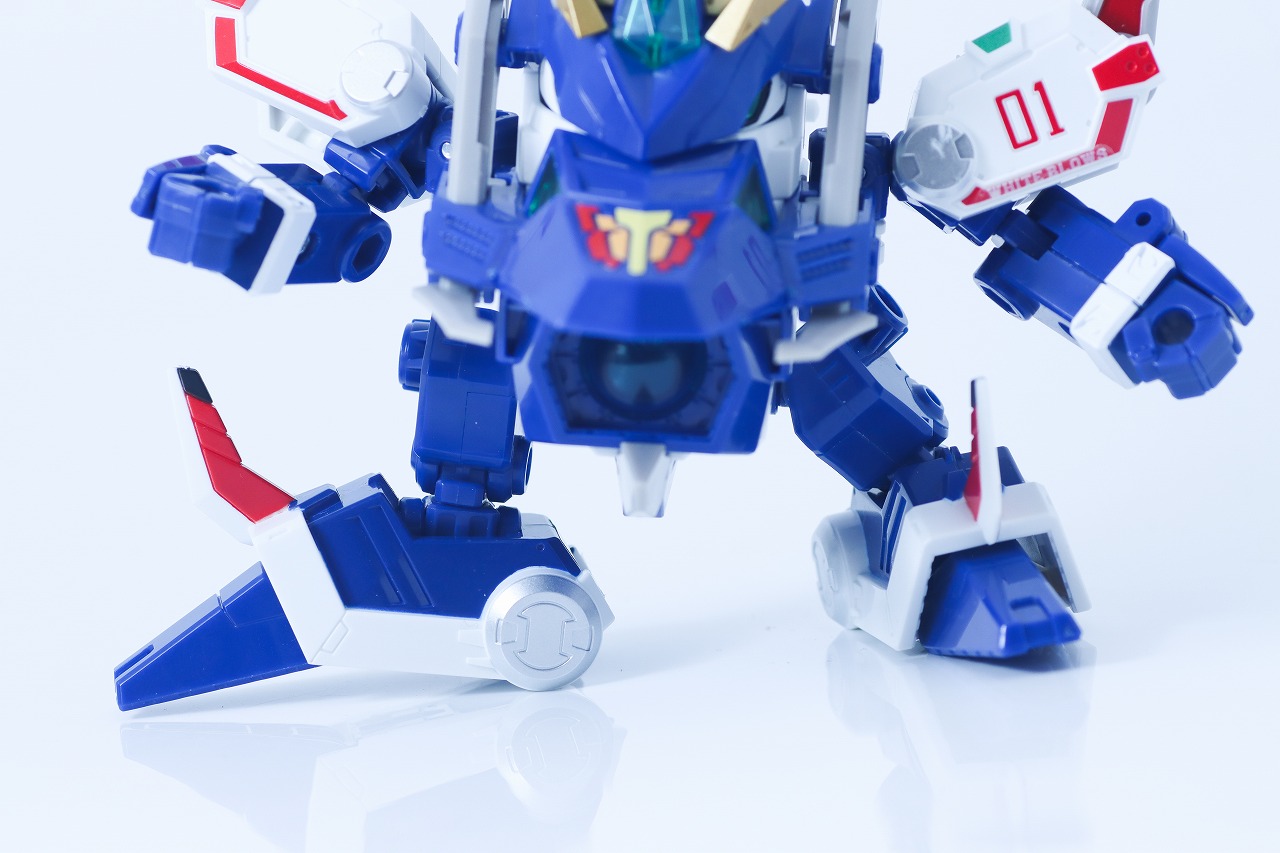 TOYRISE DMB-01　ホワイトブロス　レビュー　可動範囲