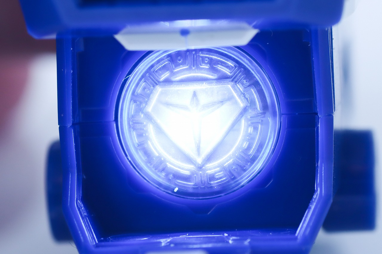 TOYRISE DMB-01　ホワイトブロス　レビュー　音声　発光ギミック