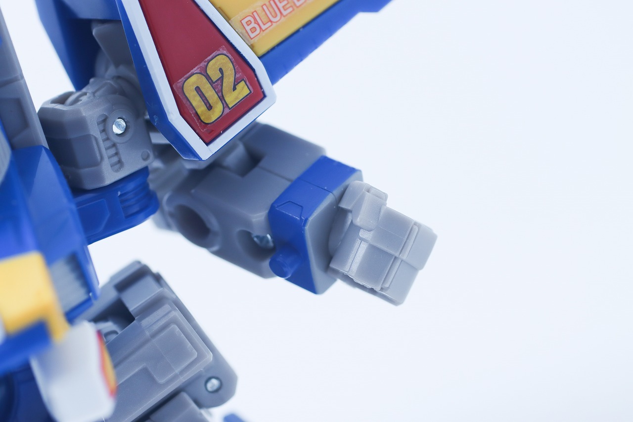 TOYRISE DMB-02　ブルーブレイバー　レビュー　可動範囲