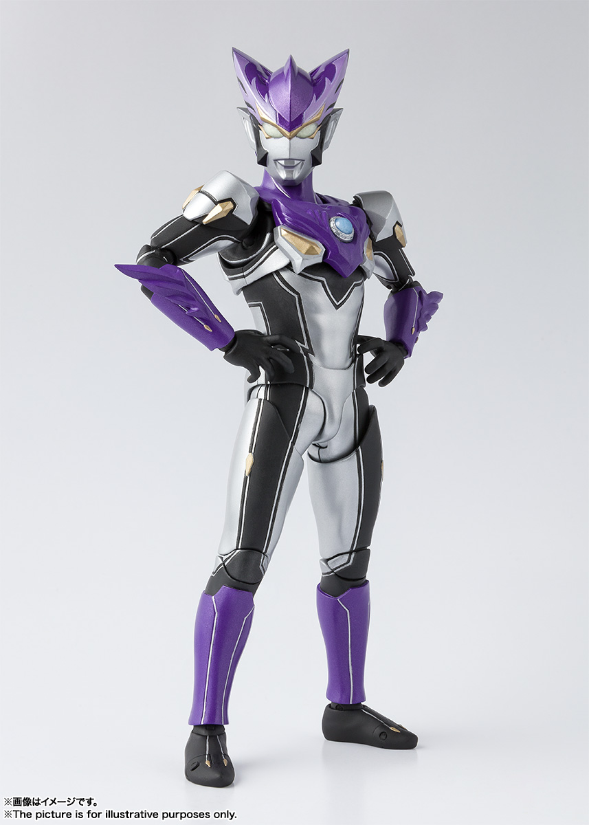 S.H.フィギュアーツ　ウルトラマンロッソ ウインド