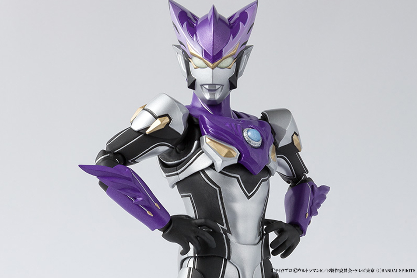 S.H.フィギュアーツ　ウルトラマンロッソ ウインド