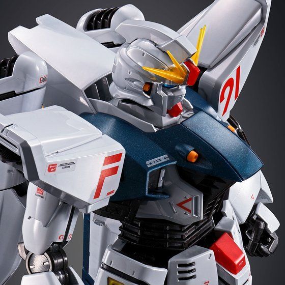 MG 1/100 ガンダムF91 Ver.2 チタニウムフィニッシュ