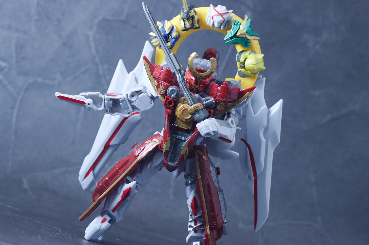 ミニプラ　オルカブースター5050　レビュー　テガジューンアカツキ　アクション