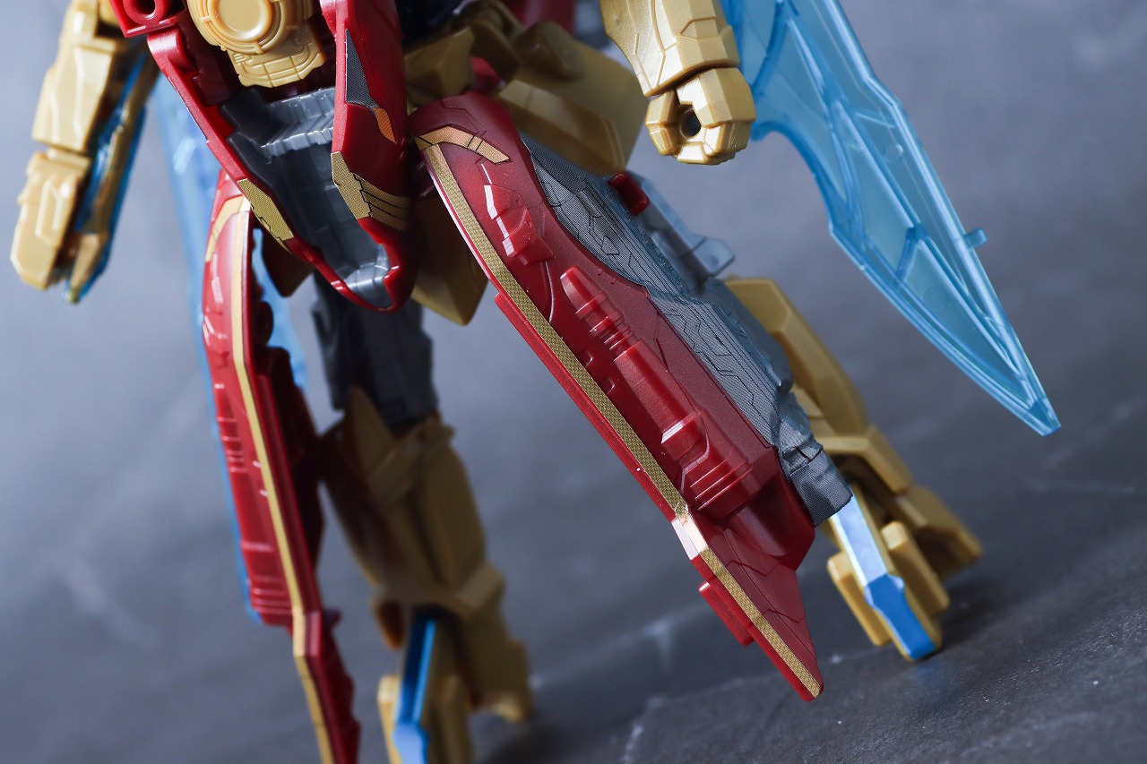 ミニプラ　オルカブースター5050　レビュー　テガソードアカツキ　本体