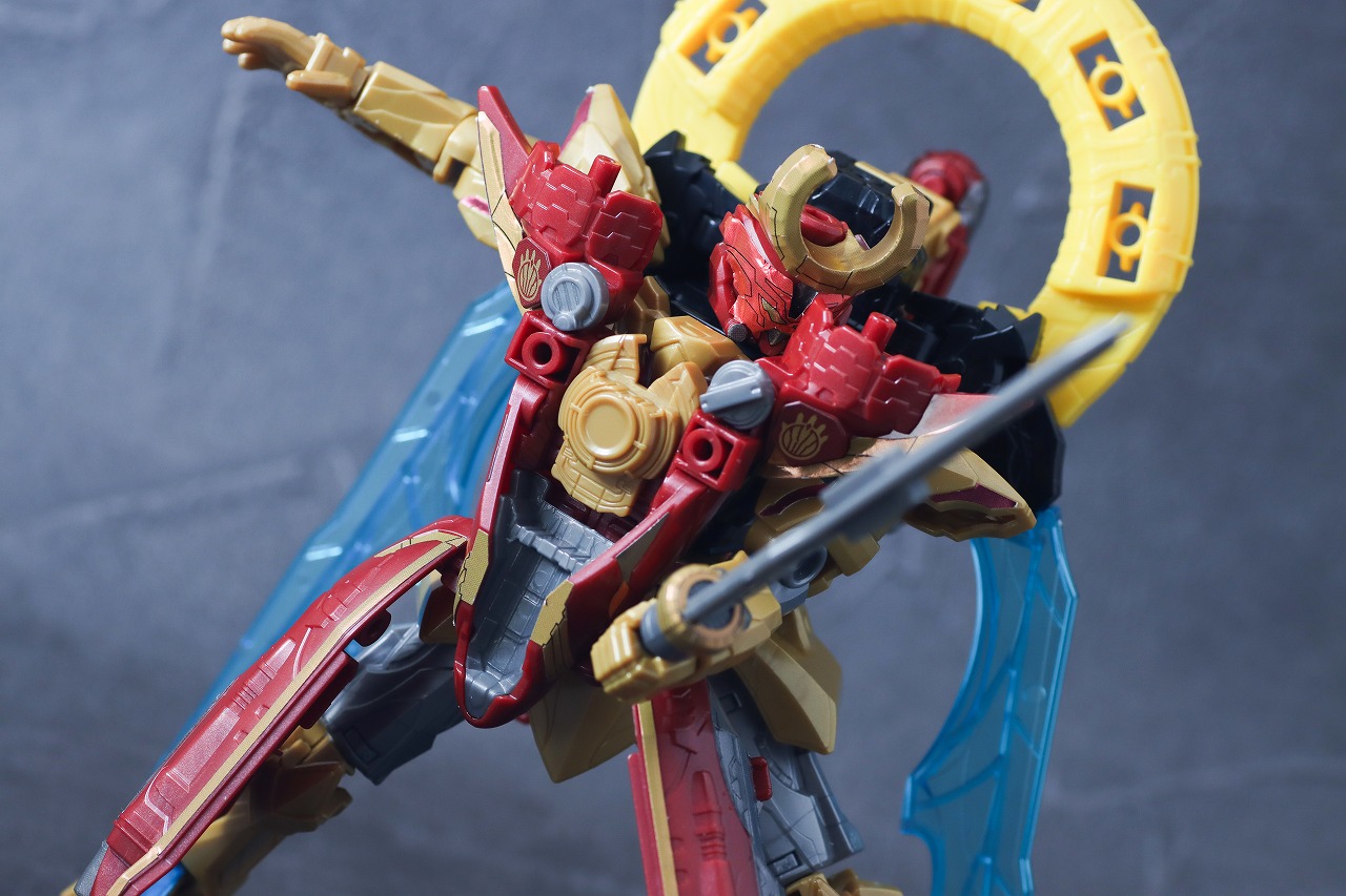 ミニプラ　オルカブースター5050　レビュー　テガソードアカツキ　アクション