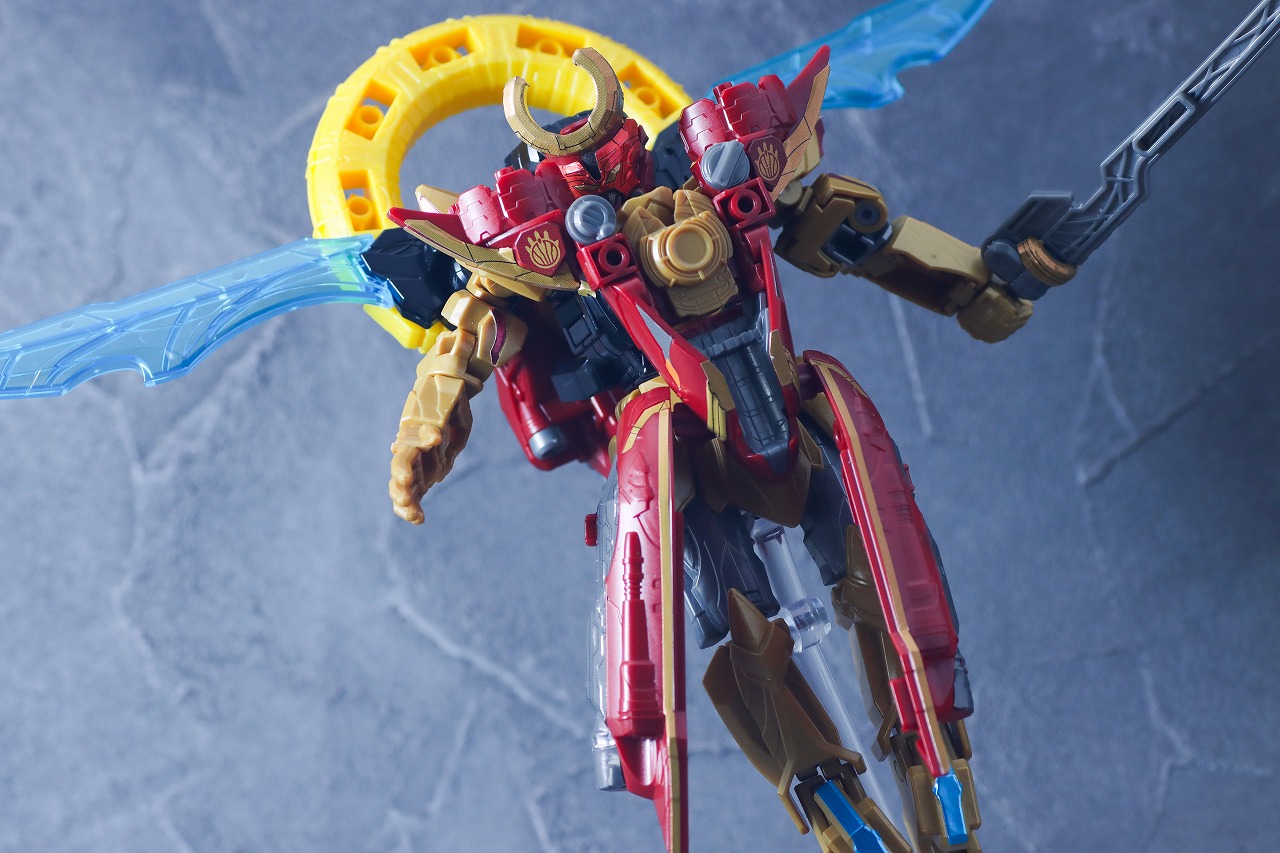 ミニプラ　オルカブースター5050　レビュー　テガソードアカツキ　アクション