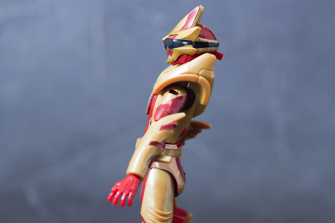 勇動 ワイルドゴジュウウルフ レビュー 可動範囲