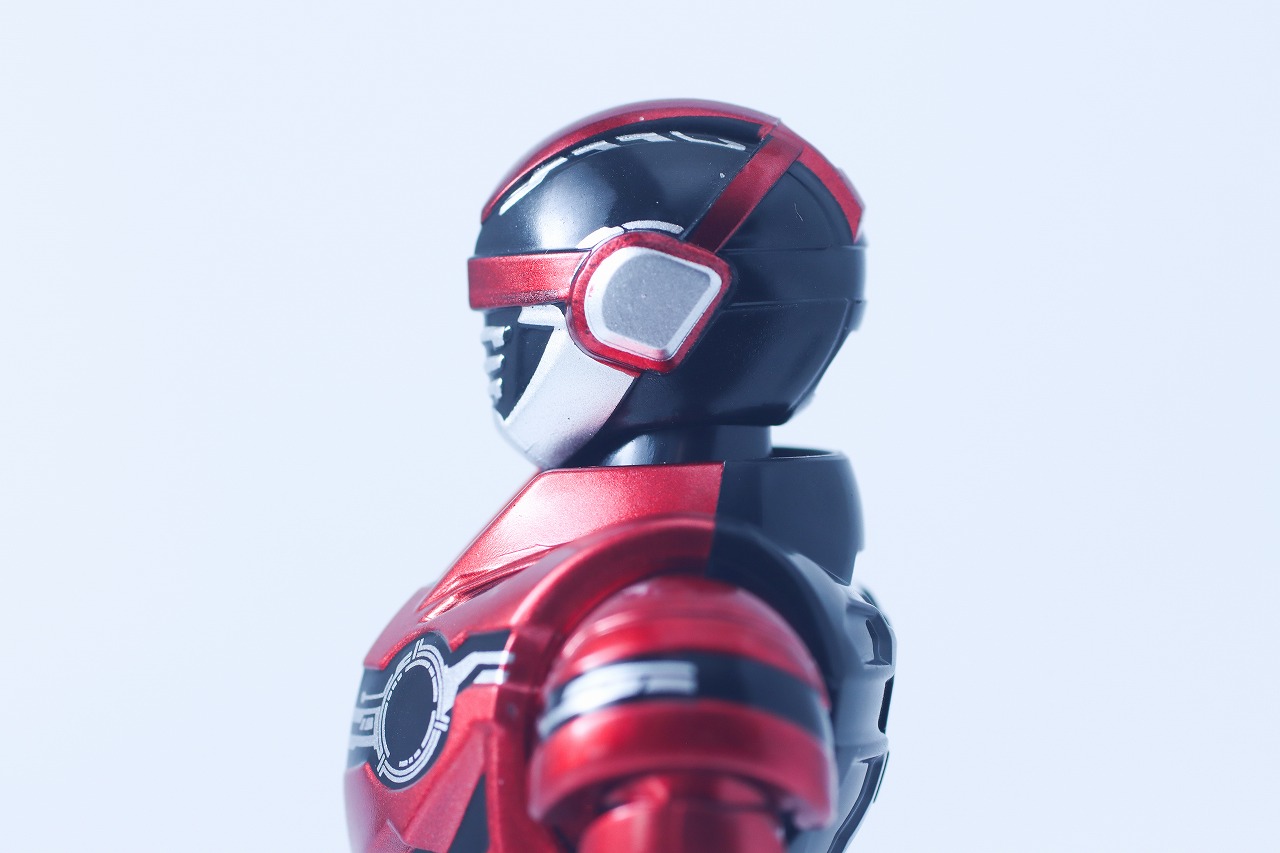 TOKUSATSU ACTION FIGURE　ギャバン・インフィニティ　レビュー　可動範囲