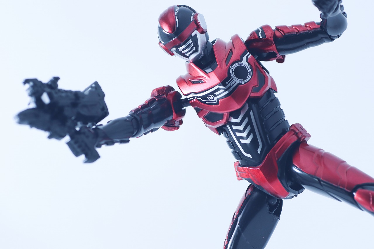 TOKUSATSU ACTION FIGURE　ギャバン・インフィニティ　レビュー　アクション