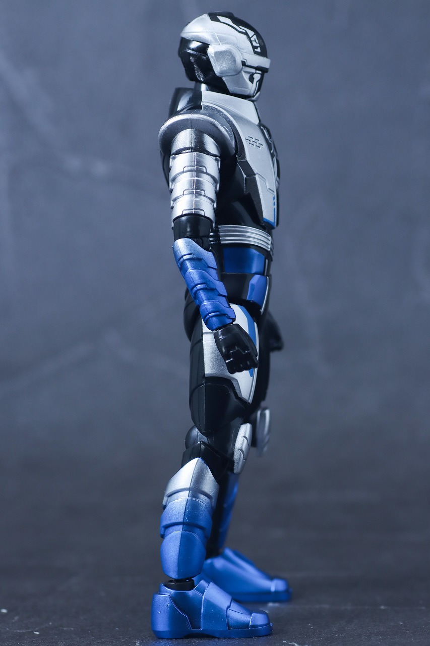 TOKUSATSU ACTION FIGURE ギャバン・ブシドー レビュー 本体