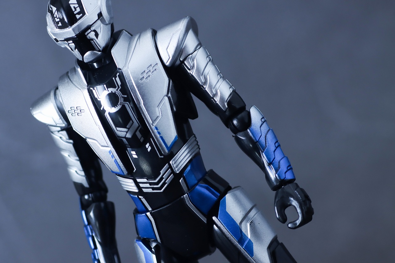 TOKUSATSU ACTION FIGURE　ギャバン・ブシドー　レビュー　本体