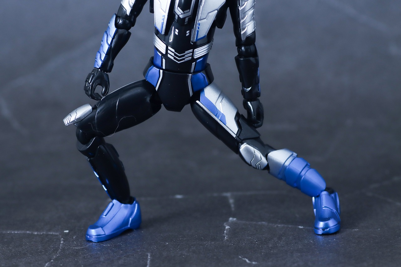 TOKUSATSU ACTION FIGURE　ギャバン・ブシドー　レビュー　可動範囲