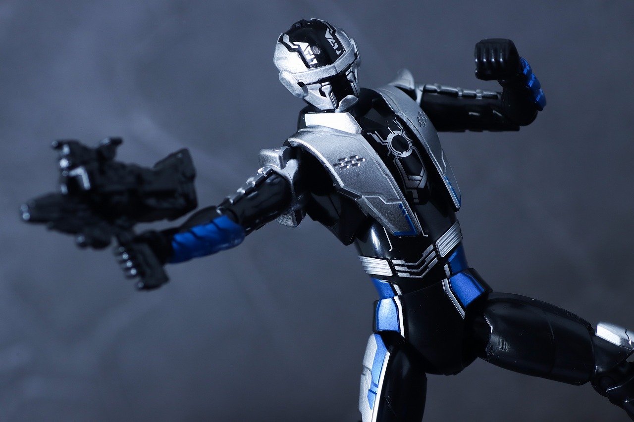 TOKUSATSU ACTION FIGURE　ギャバン・ブシドー　レビュー　アクション