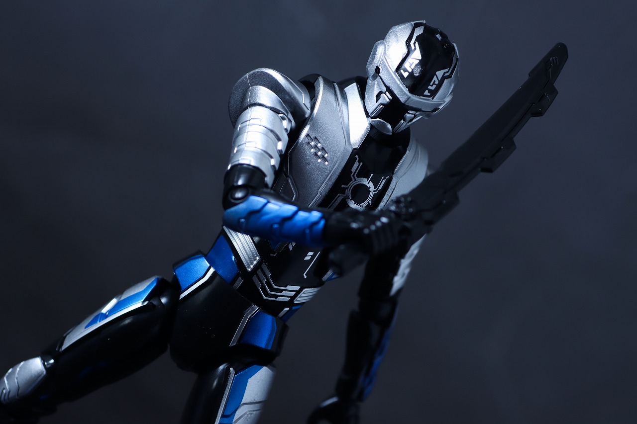 TOKUSATSU ACTION FIGURE　ギャバン・ブシドー　レビュー　アクション