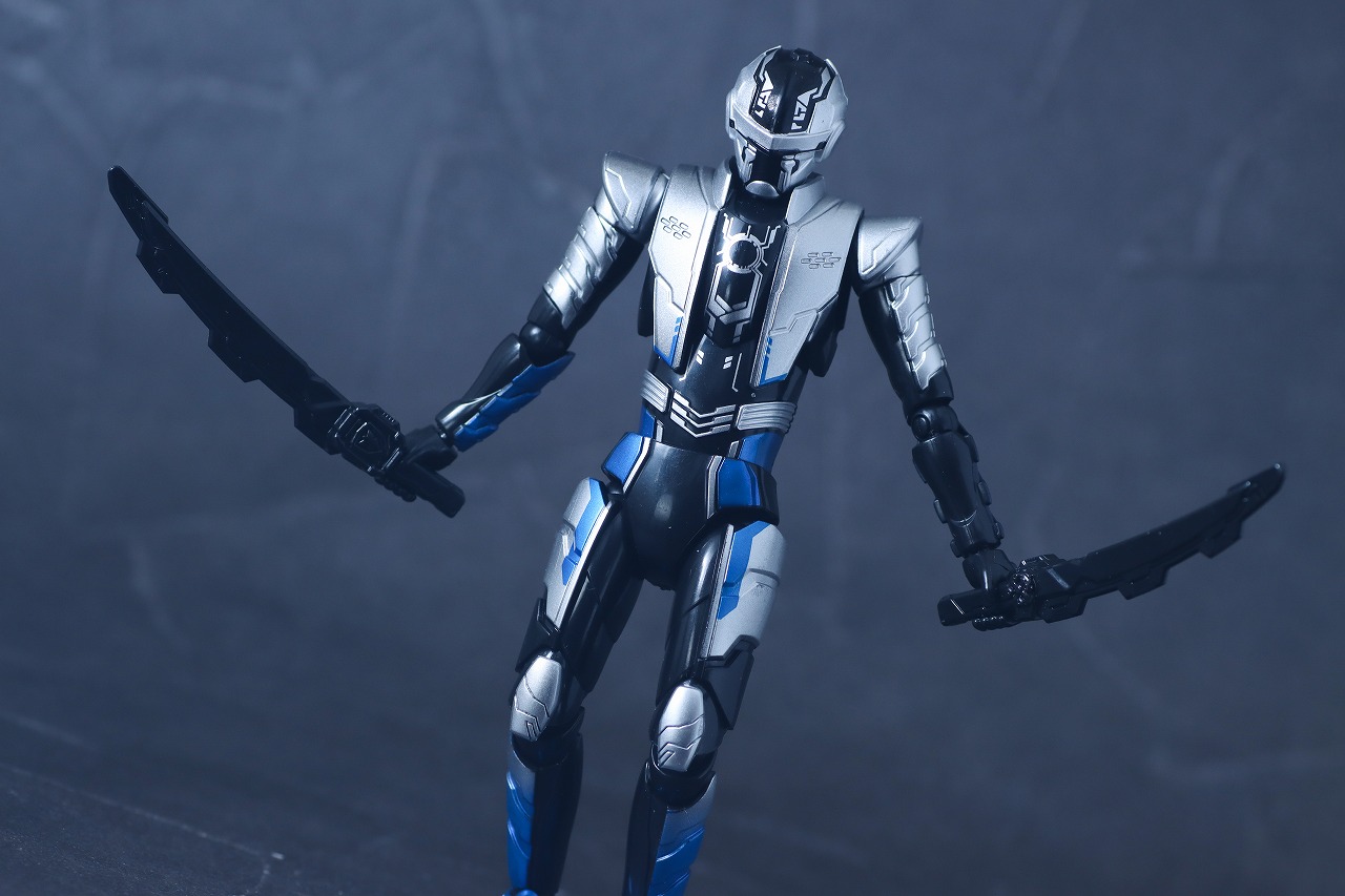 TOKUSATSU ACTION FIGURE　ギャバン・ブシドー　レビュー　アクション