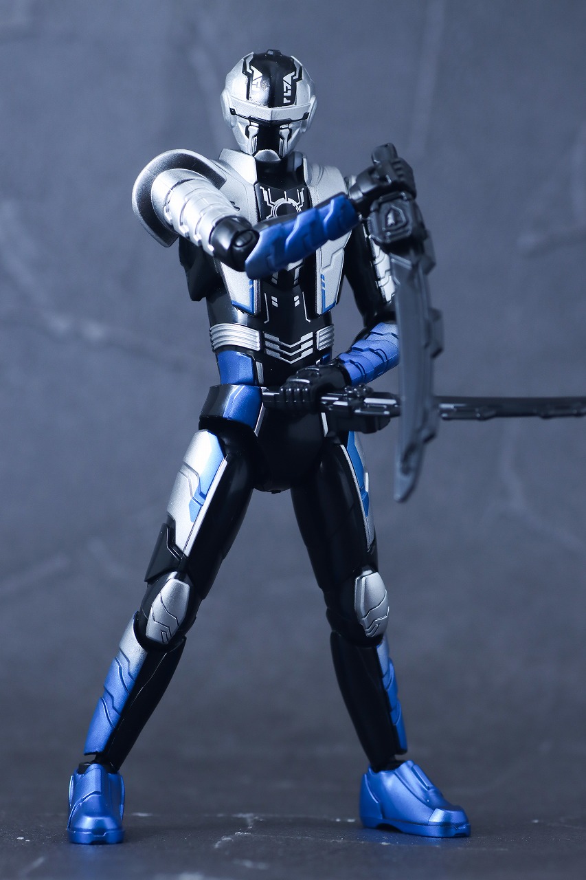 TOKUSATSU ACTION FIGURE　ギャバン・ブシドー　レビュー　本体