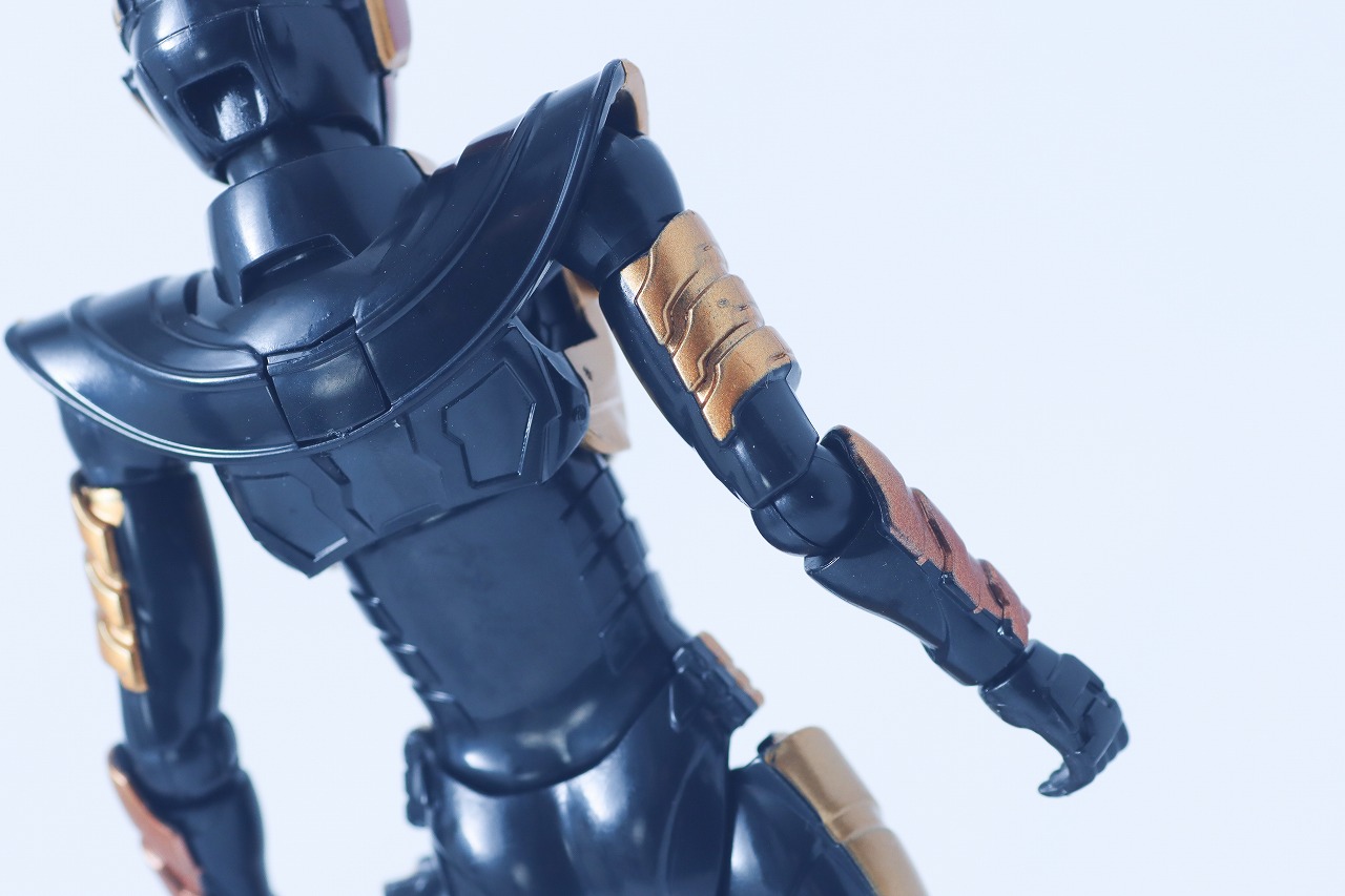 TOKUSATSU ACTION FIGURE　ギャバン・ルミナス　レビュー　本体