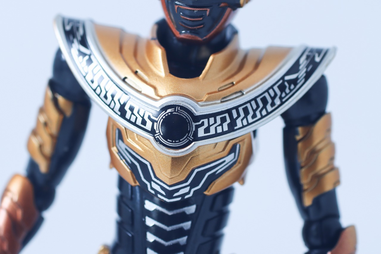 TOKUSATSU ACTION FIGURE　ギャバン・ルミナス　レビュー　本体