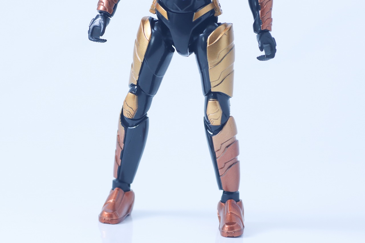 TOKUSATSU ACTION FIGURE　ギャバン・ルミナス　レビュー　本体