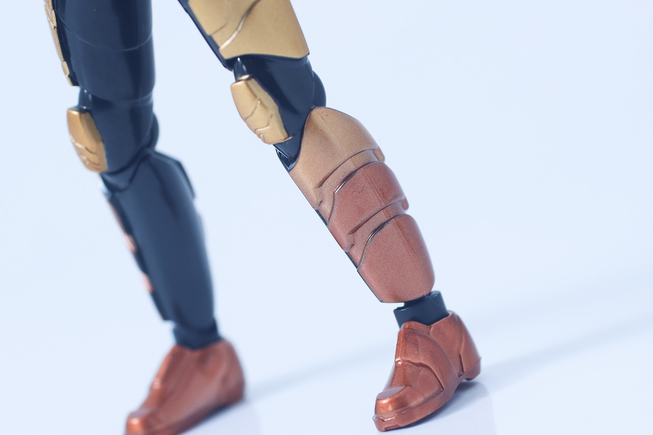 TOKUSATSU ACTION FIGURE　ギャバン・ルミナス　レビュー　本体