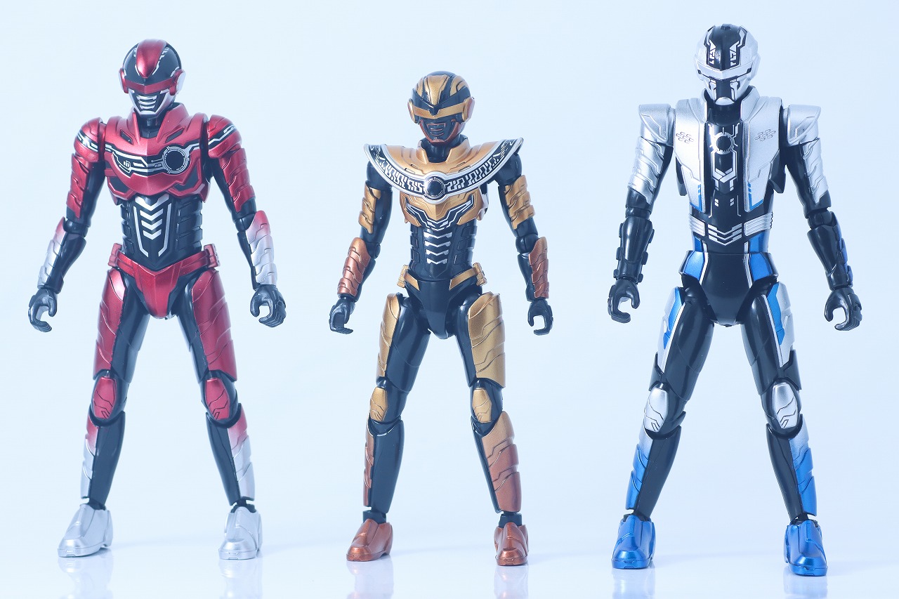 TOKUSATSU ACTION FIGURE　ギャバン・ルミナス　レビュー　本体　ギャバン・インフィニティ　ギャバン・ブシドー