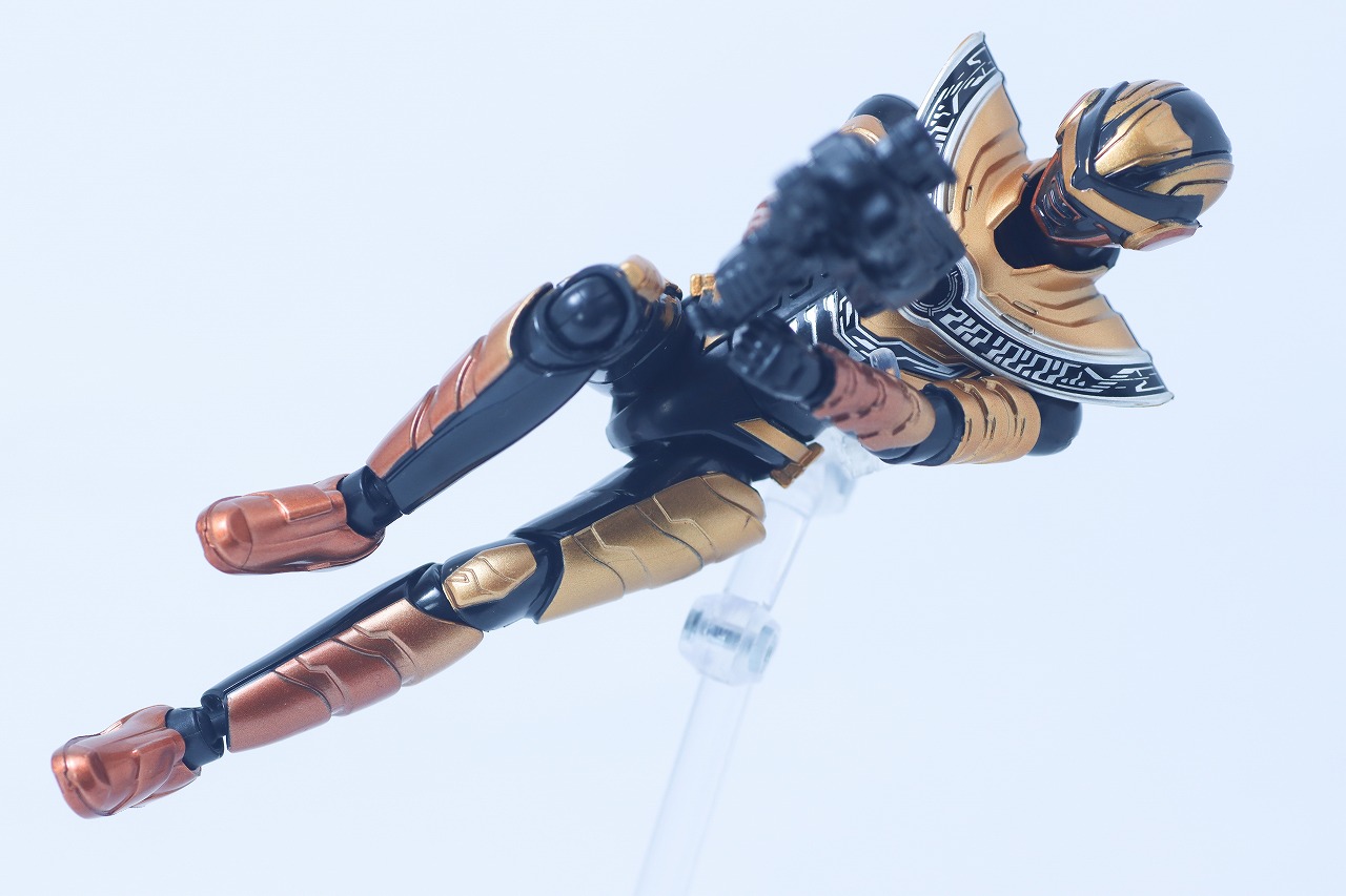 TOKUSATSU ACTION FIGURE　ギャバン・ルミナス　レビュー　アクション