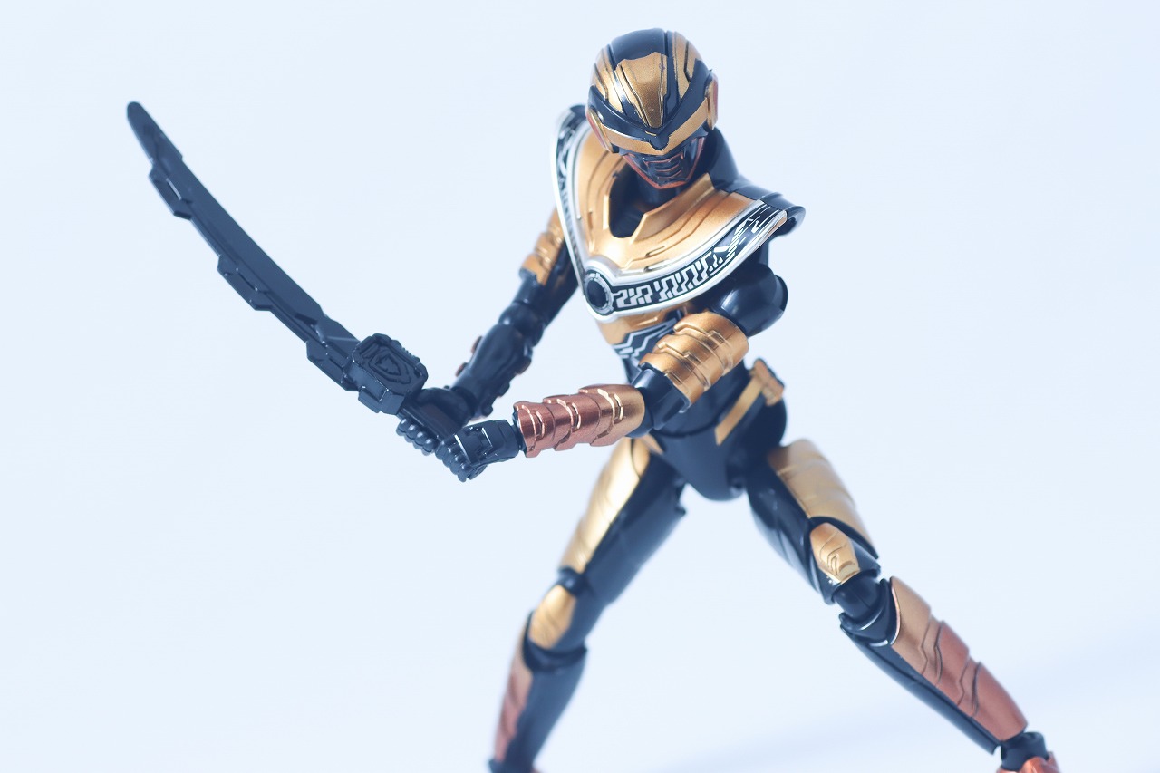 TOKUSATSU ACTION FIGURE　ギャバン・ルミナス　レビュー　アクション