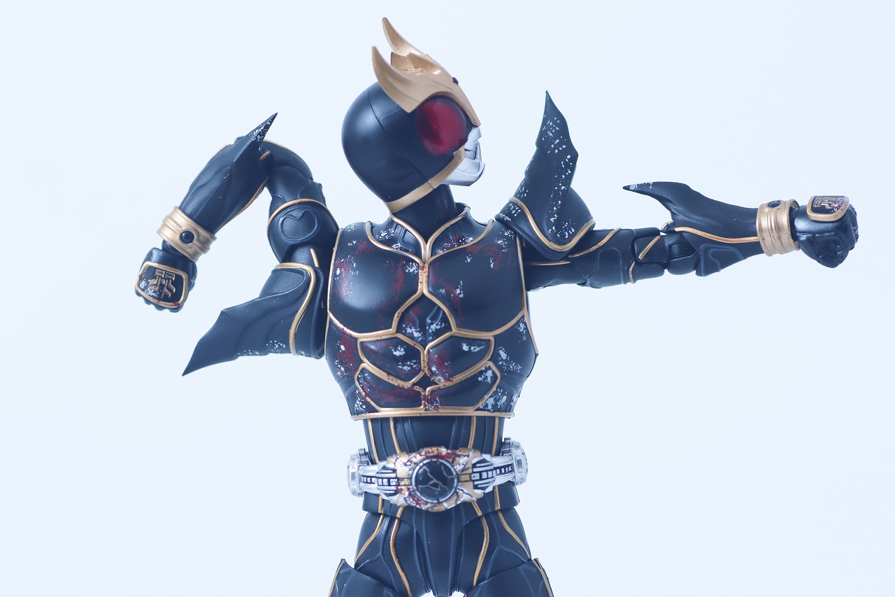S.H.フィギュアーツ 真骨彫製法 仮面ライダークウガ アルティメットフォーム 九郎ヶ岳の死闘セット　レビュー　可動範囲