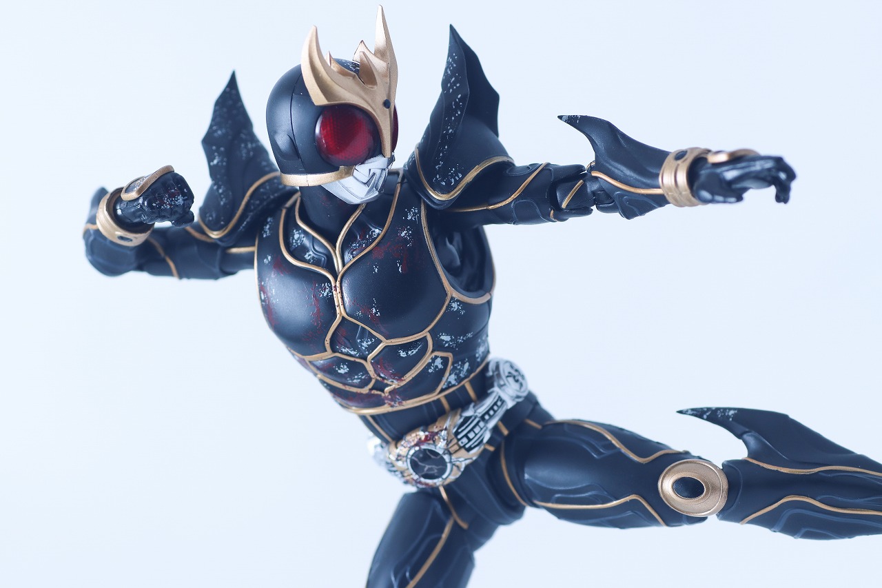 S.H.フィギュアーツ 真骨彫製法　仮面ライダークウガ アルティメットフォーム　九郎ヶ岳の死闘セット　レビュー