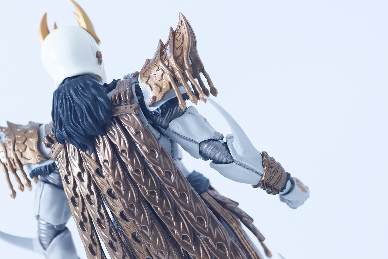 S.H.フィギュアーツ 真骨彫製法　ン・ダグバ・ゼバ 九郎ヶ岳の死闘セット　レビュー　本体