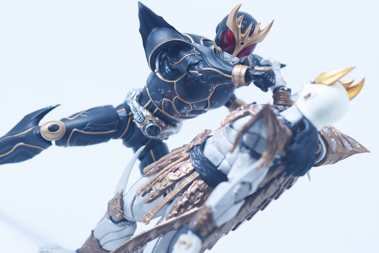 S.H.フィギュアーツ 真骨彫製法 仮面ライダークウガ アルティメットフォーム 九郎ヶ岳の死闘セット　レビュー　アクション　ン・ダグバ・ゼバ