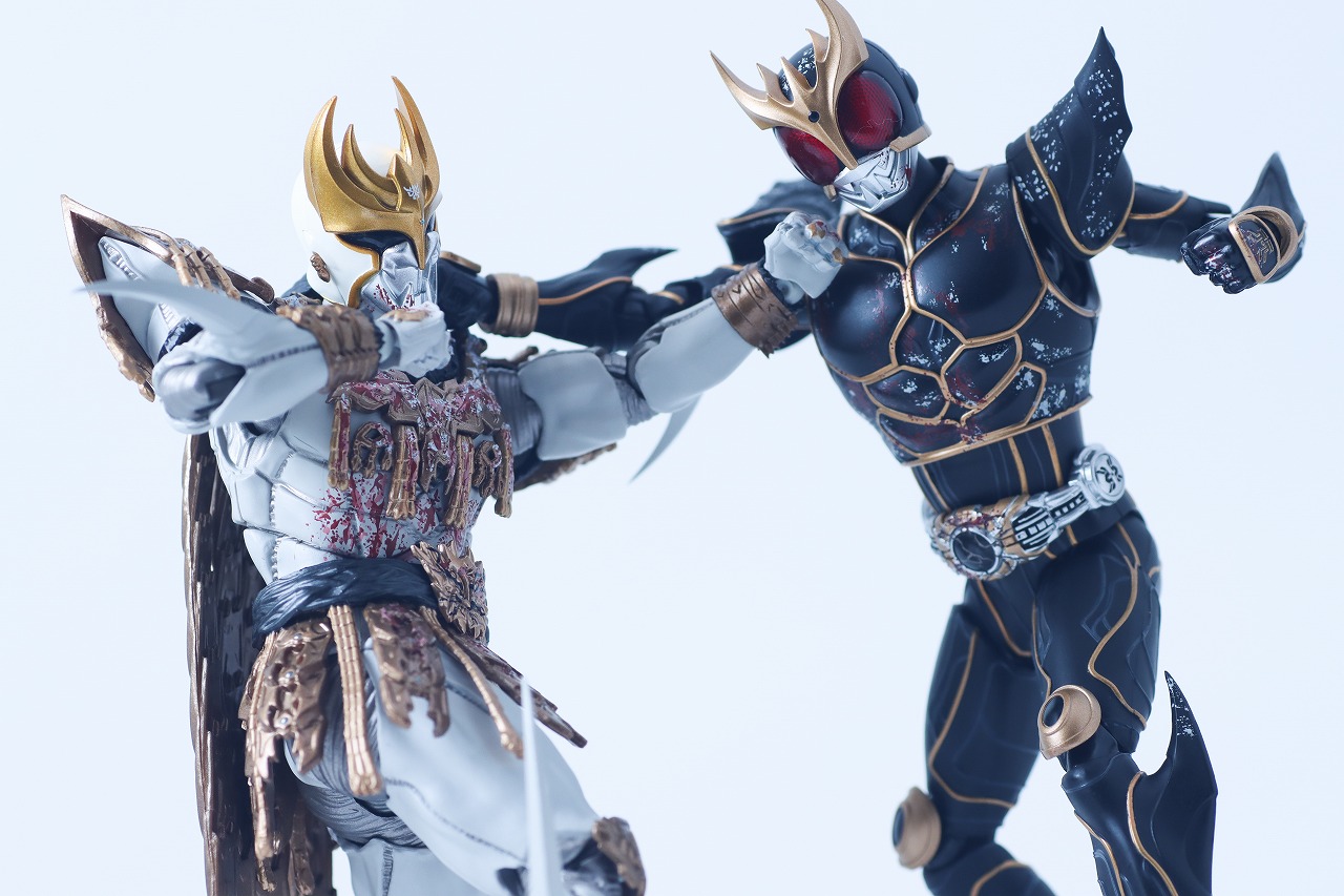 S.H.フィギュアーツ 真骨彫製法 仮面ライダークウガ アルティメットフォーム 九郎ヶ岳の死闘セット　レビュー　アクション　ン・ダグバ・ゼバ