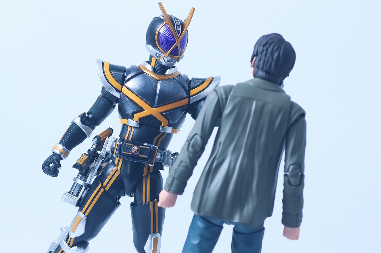 S.H.フィギュアーツ 真骨彫製法　仮面ライダーカイザ　レビュー　アクション