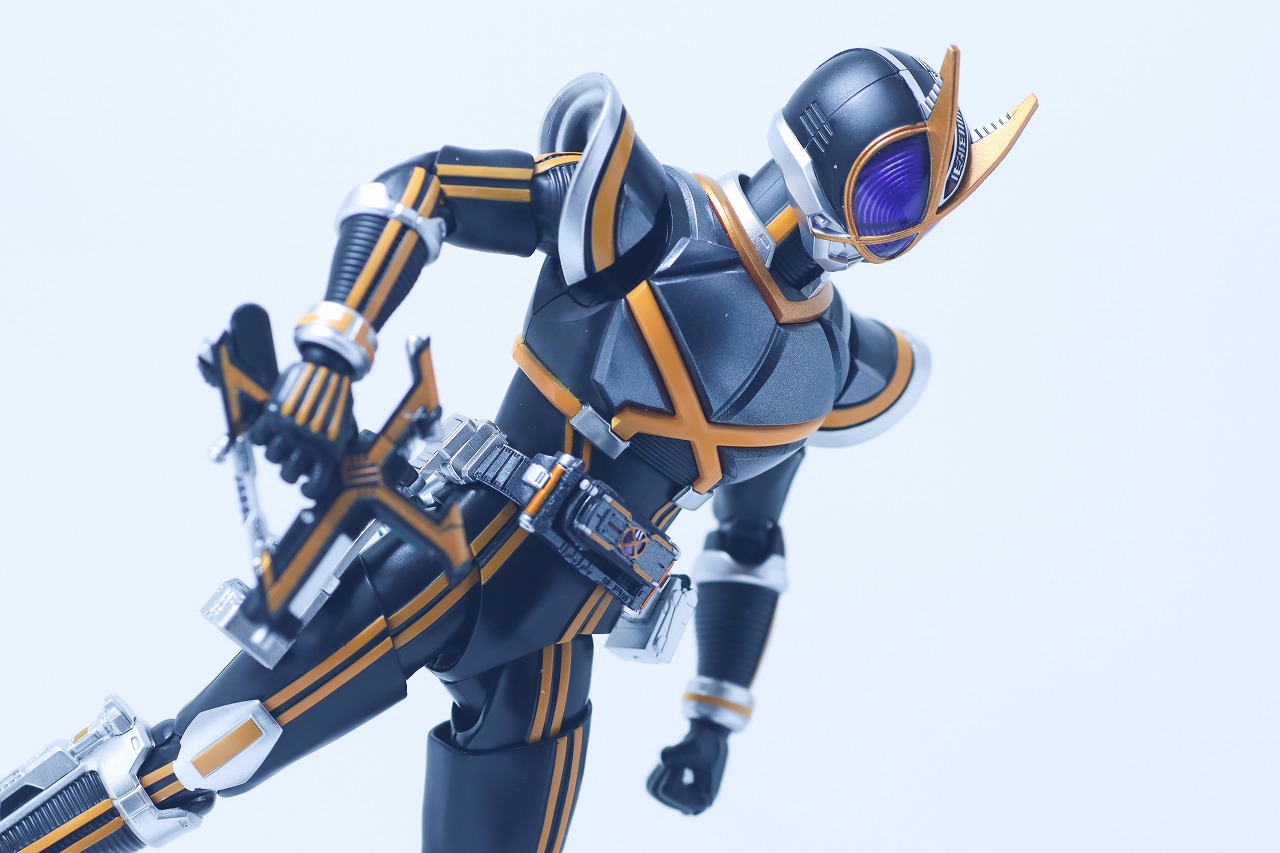 S.H.フィギュアーツ 真骨彫製法　仮面ライダーカイザ　レビュー　アクション