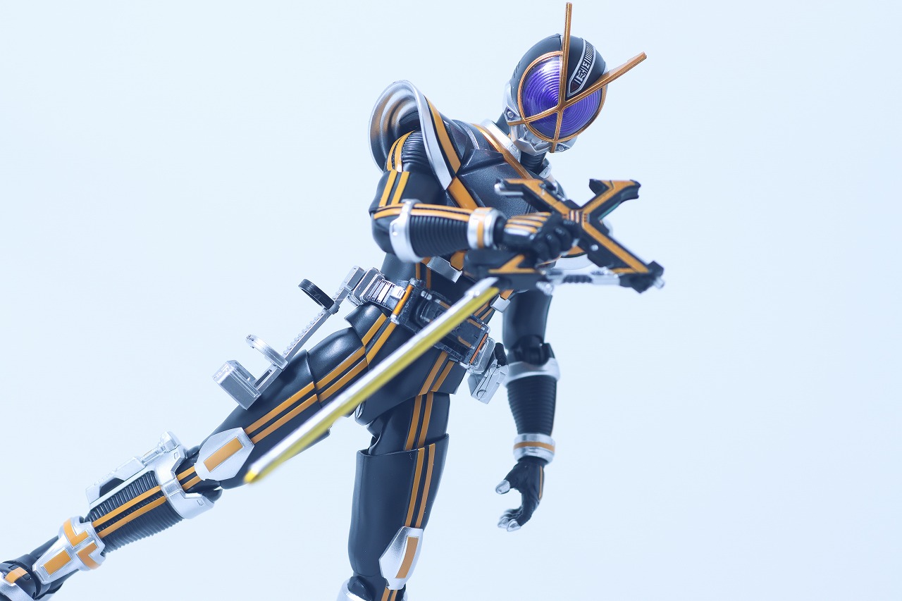 S.H.フィギュアーツ 真骨彫製法　仮面ライダーカイザ　レビュー　アクション
