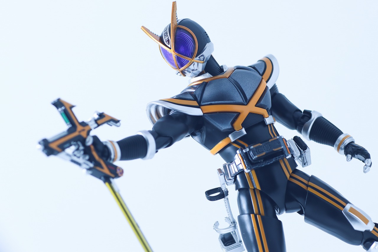 S.H.フィギュアーツ 真骨彫製法　仮面ライダーカイザ　レビュー　アクション