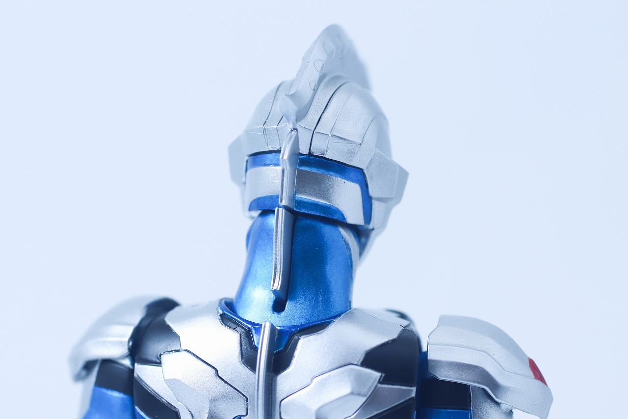 S.H.フィギュアーツ　ウルトラマンゼット オリジナル Special Color Ver.　レビュー　本体