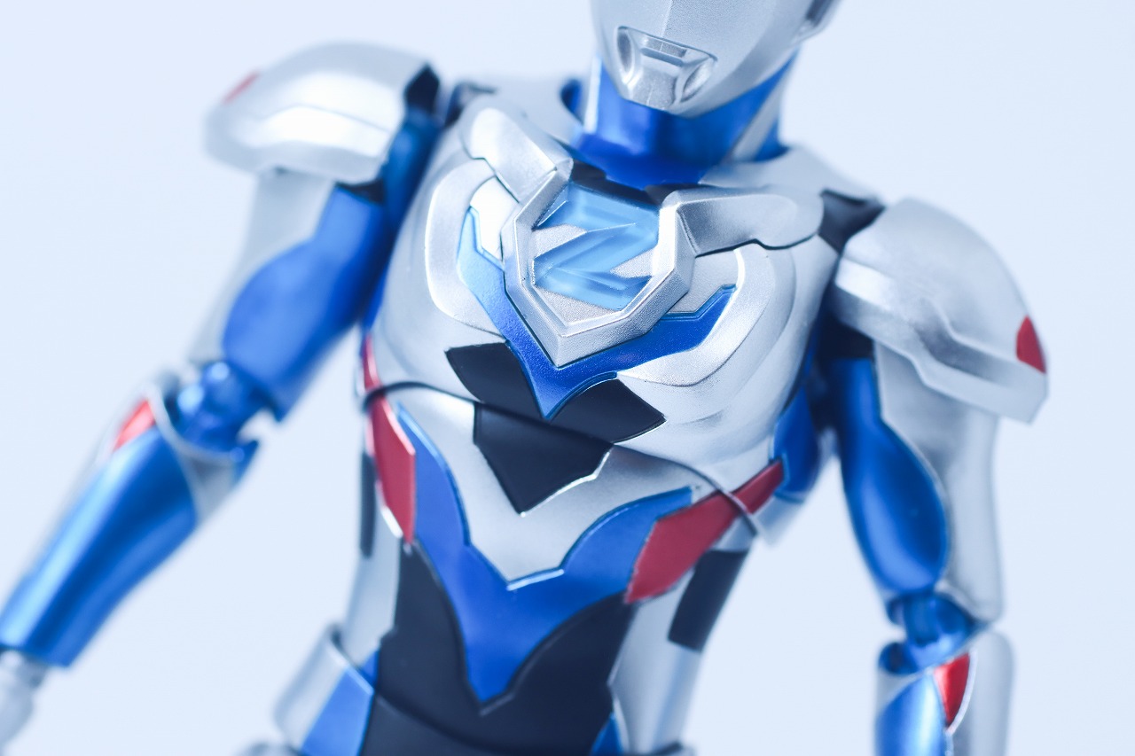 S.H.フィギュアーツ　ウルトラマンゼット オリジナル Special Color Ver.　レビュー　本体