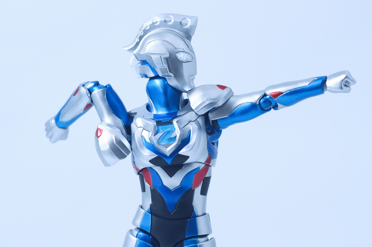 S.H.フィギュアーツ　ウルトラマンゼット オリジナル Special Color Ver.　レビュー　可動範囲