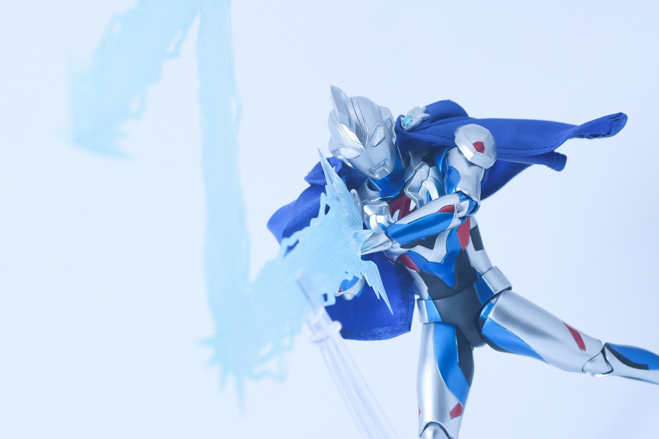 S.H.フィギュアーツ　ウルトラマンゼット オリジナル Special Color Ver.　レビュー　アクション