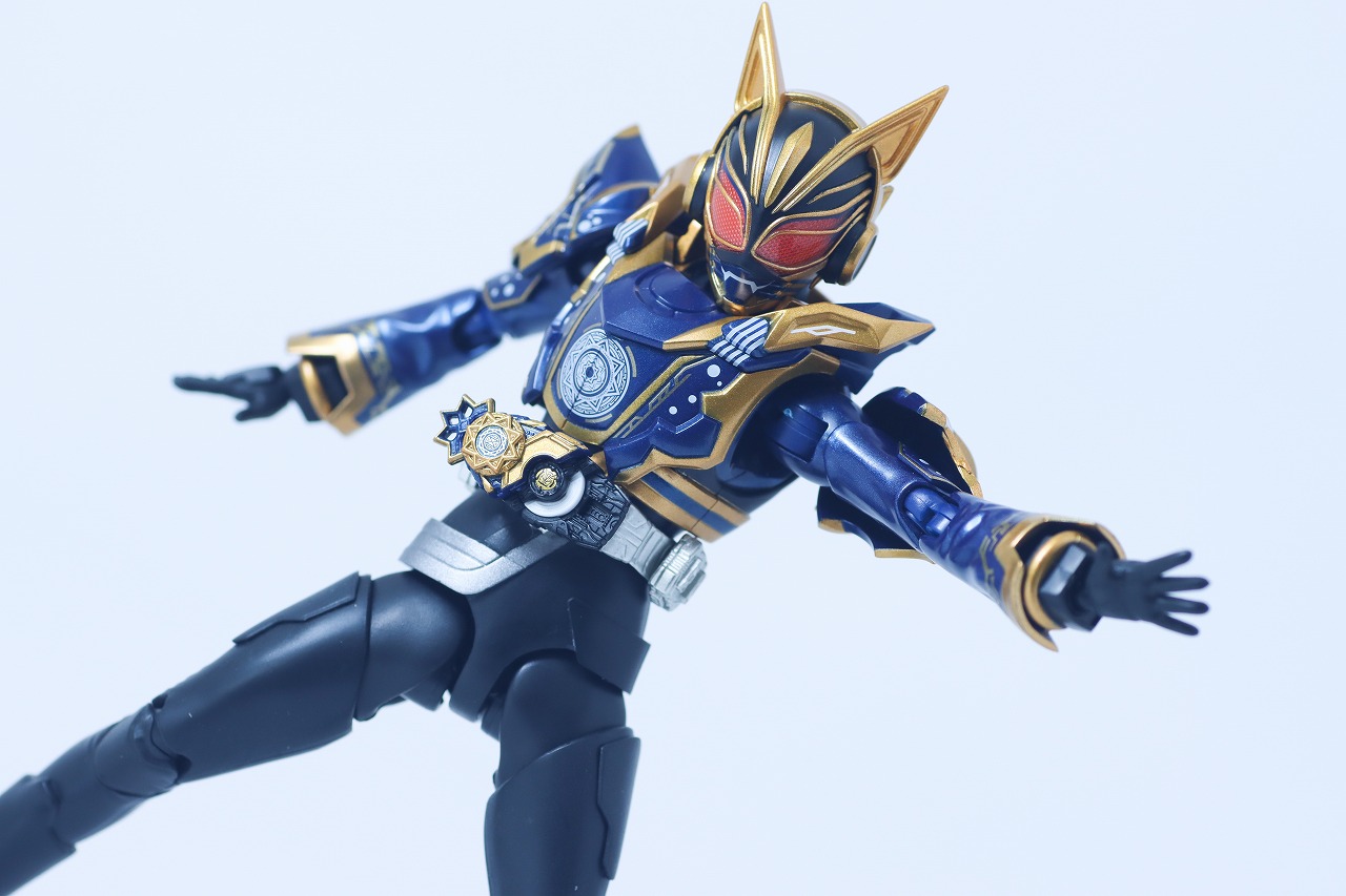 S.H.フィギュアーツ　仮面ライダーナーゴ ファンタジーフォーム　レビュー　アクション