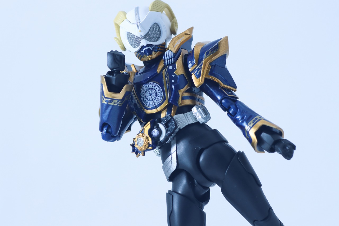 S.H.フィギュアーツ　仮面ライダーナーゴ ファンタジーフォーム　レビュー　アクション