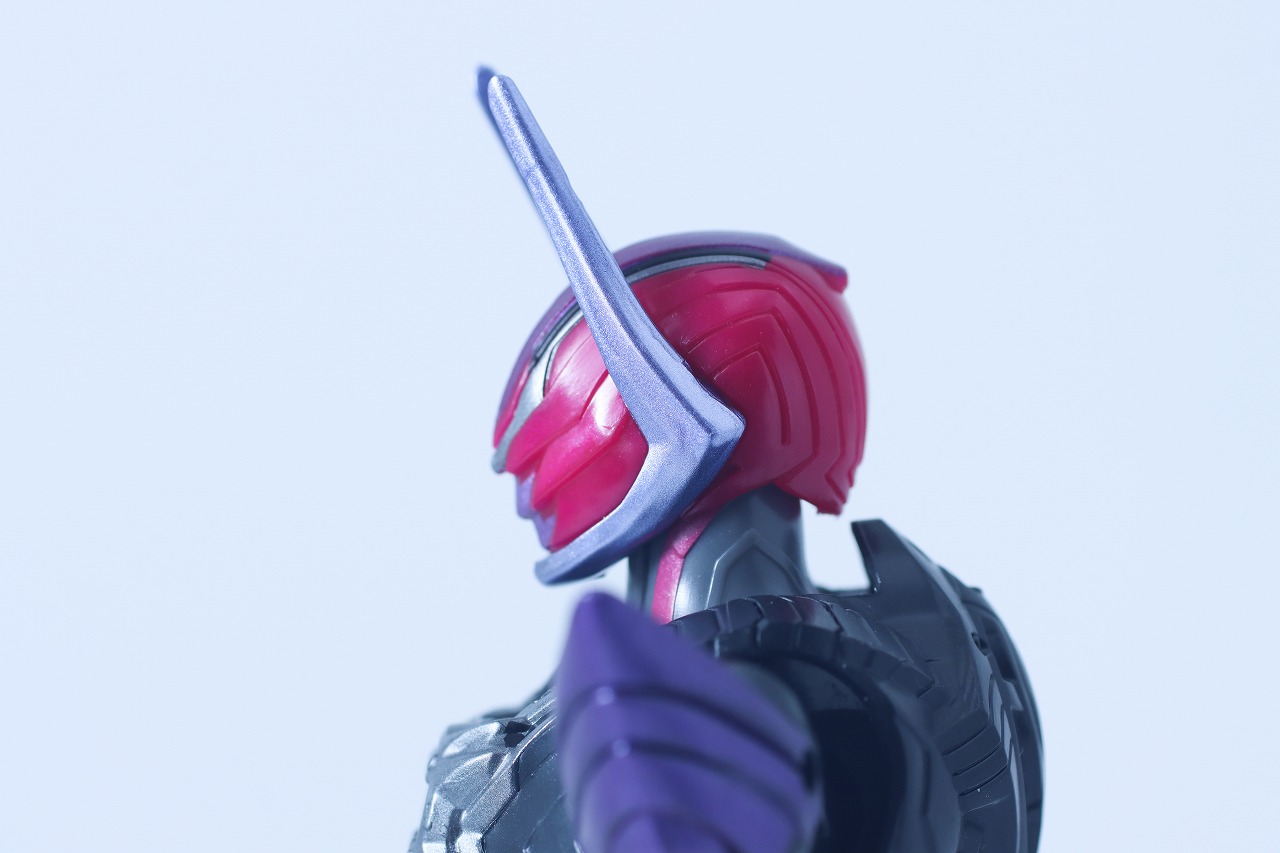 仮面ライダーアクションフィギュア 仮面ライダードォーン レビュー 本体