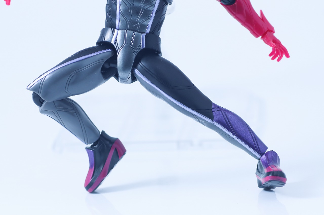 仮面ライダーアクションフィギュア　仮面ライダードォーン　レビュー　可動範囲