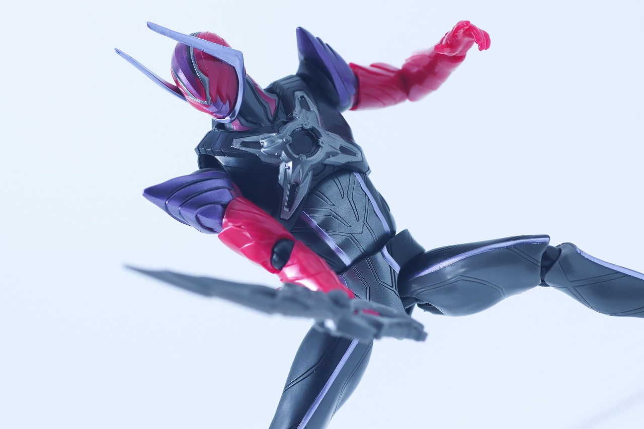 仮面ライダーアクションフィギュア　仮面ライダードォーン　レビュー　アクション