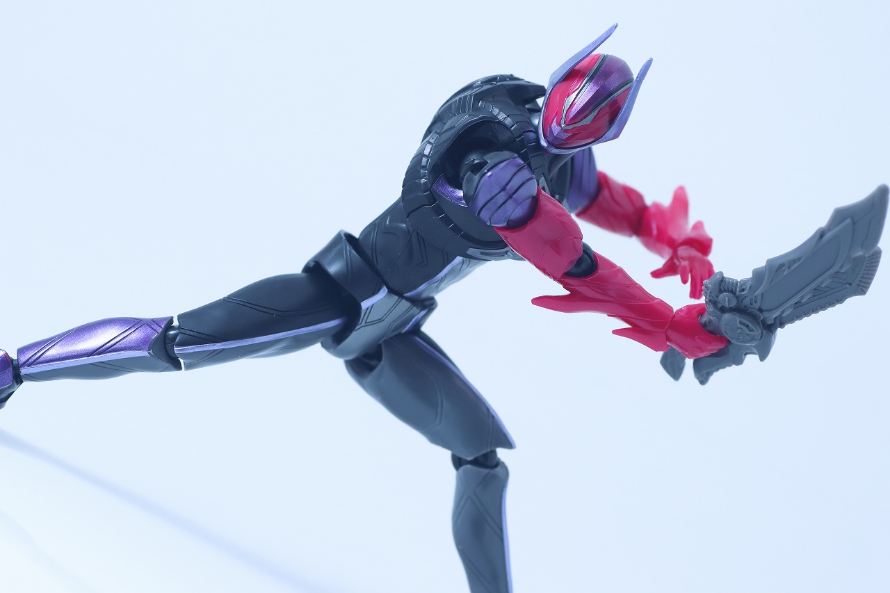 仮面ライダーアクションフィギュア　仮面ライダードォーン　レビュー　アクション