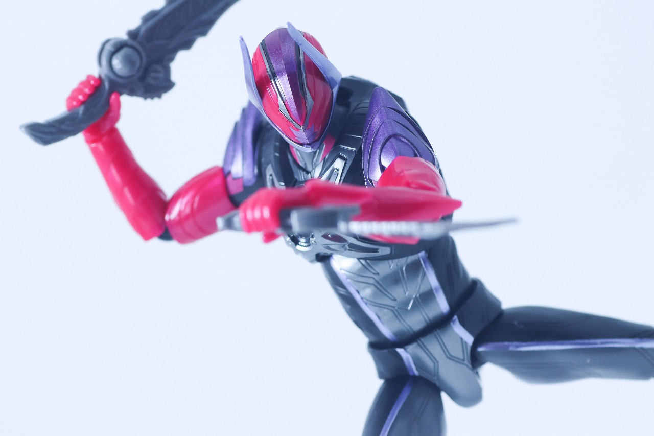 仮面ライダーアクションフィギュア　仮面ライダードォーン　レビュー